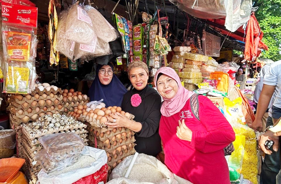 Meriani Cawagub Bengkulu Disukai Emak-Emak Pasar Purwodadi, Satu-Satunya Perwakilan Perempuan di Pilgub