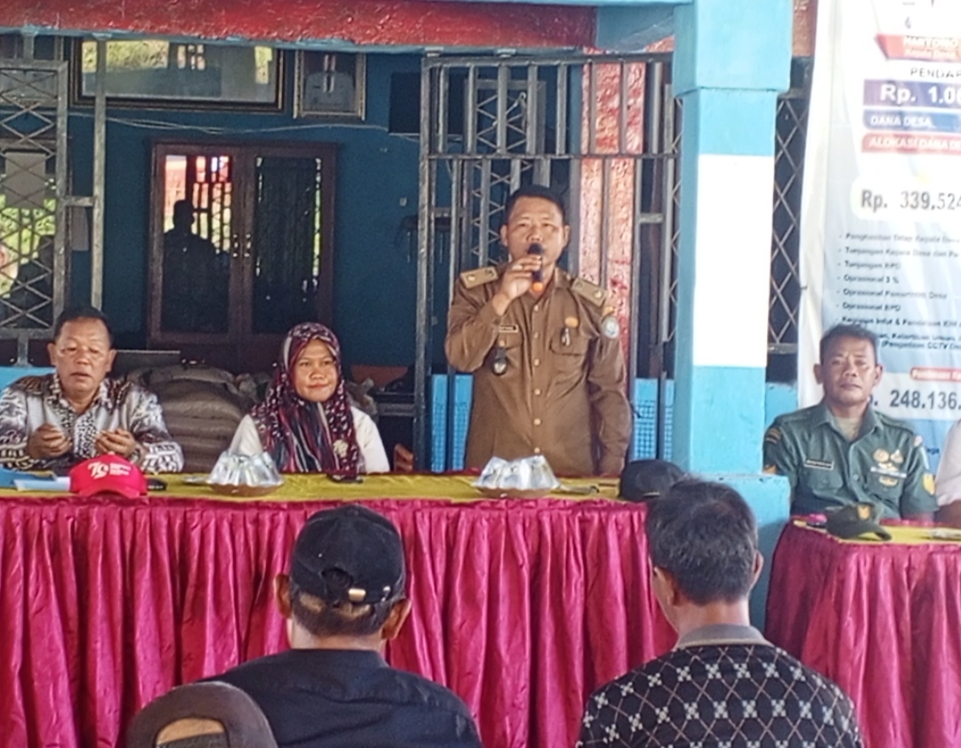 Pemerintah Desa Tebing Rambutan Salurkan BLT DD Tahap I, Kepada Lansia dan Janda