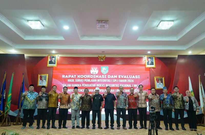 Didampingi Pj Sekda, Walikota Bengkulu Hadiri Rakor dan Evaluasi Hasil SPI 2024