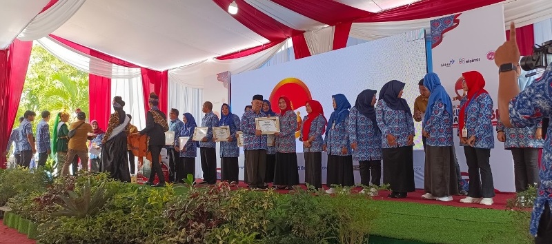 Bengkulu Tengah Terima Piagam Penghargaan Atas Dukungan Mendukung Program Penurunan Stunting 