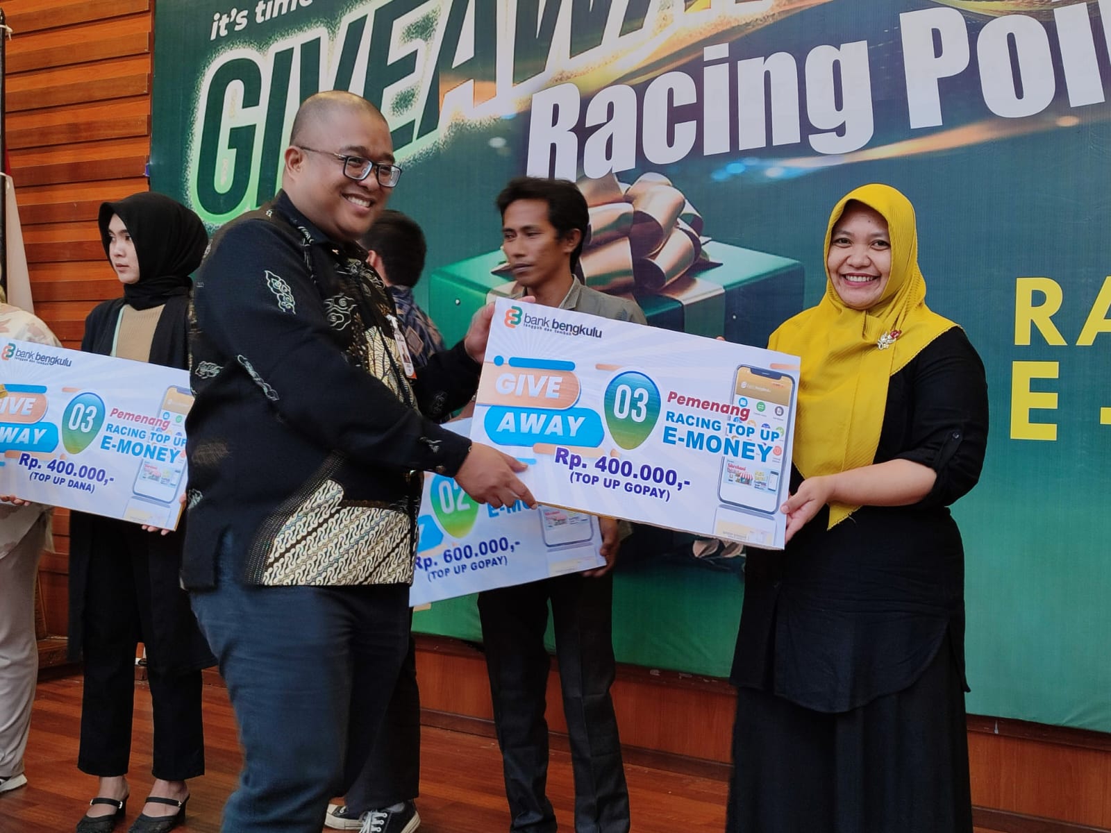 Transaksi Menggunakan Mobile Banking Bank Bengkulu, Kesempatan Dapat Hadiah Makin Besar