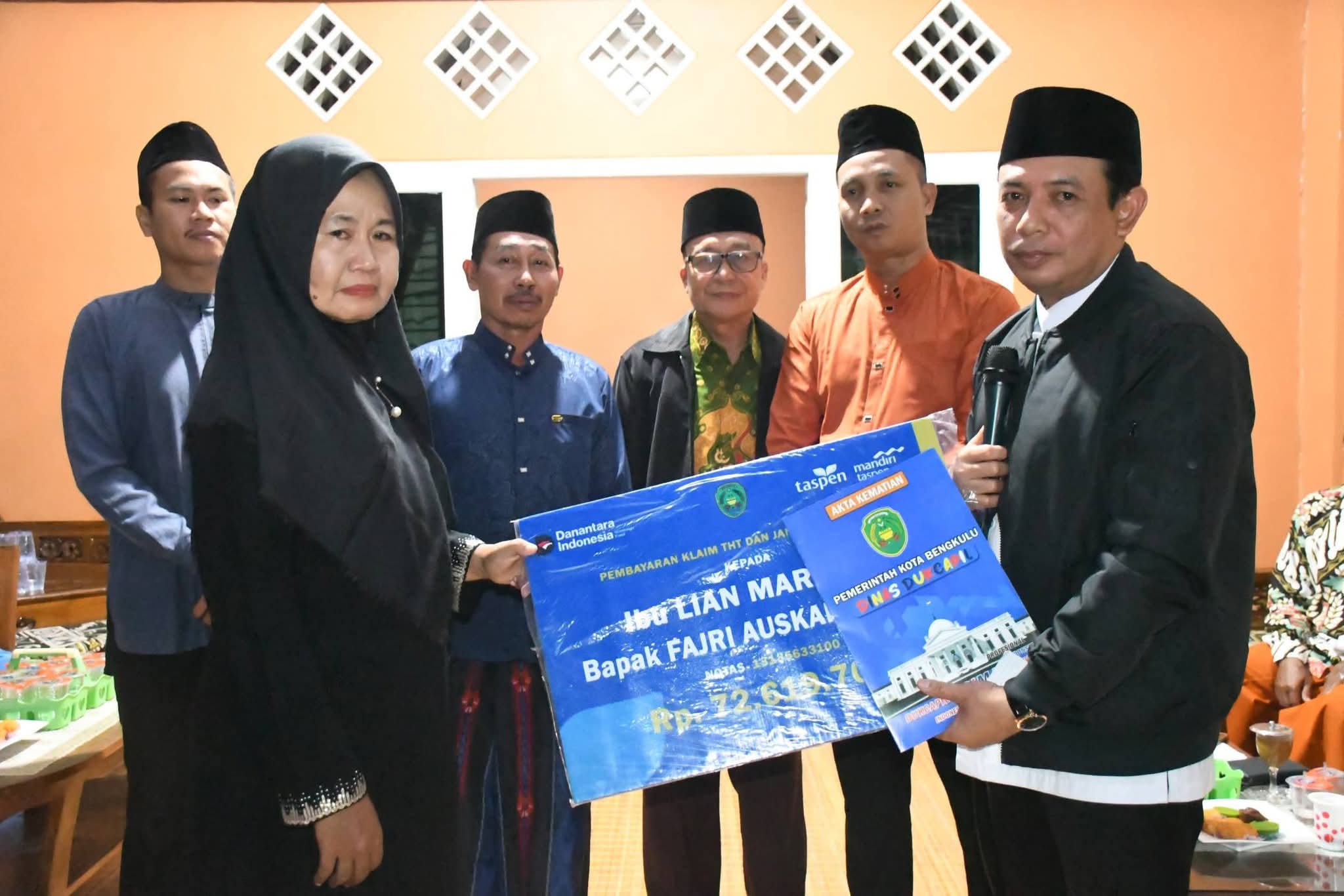 Pemkot Bengkulu Hadir Beri Doa dan Urus Dokumen