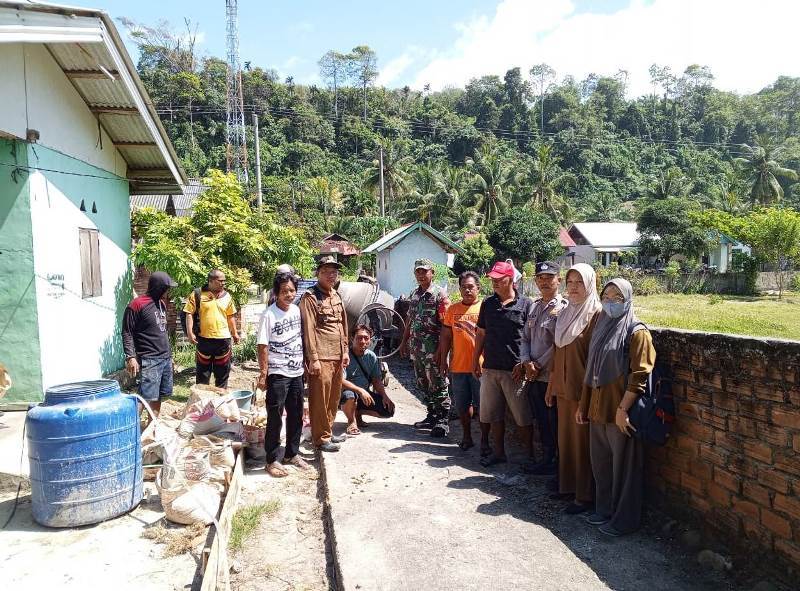 Pemerintahan Desa Tebing Rambutan Lakukan Titik Nol Jalan Rabat Beton