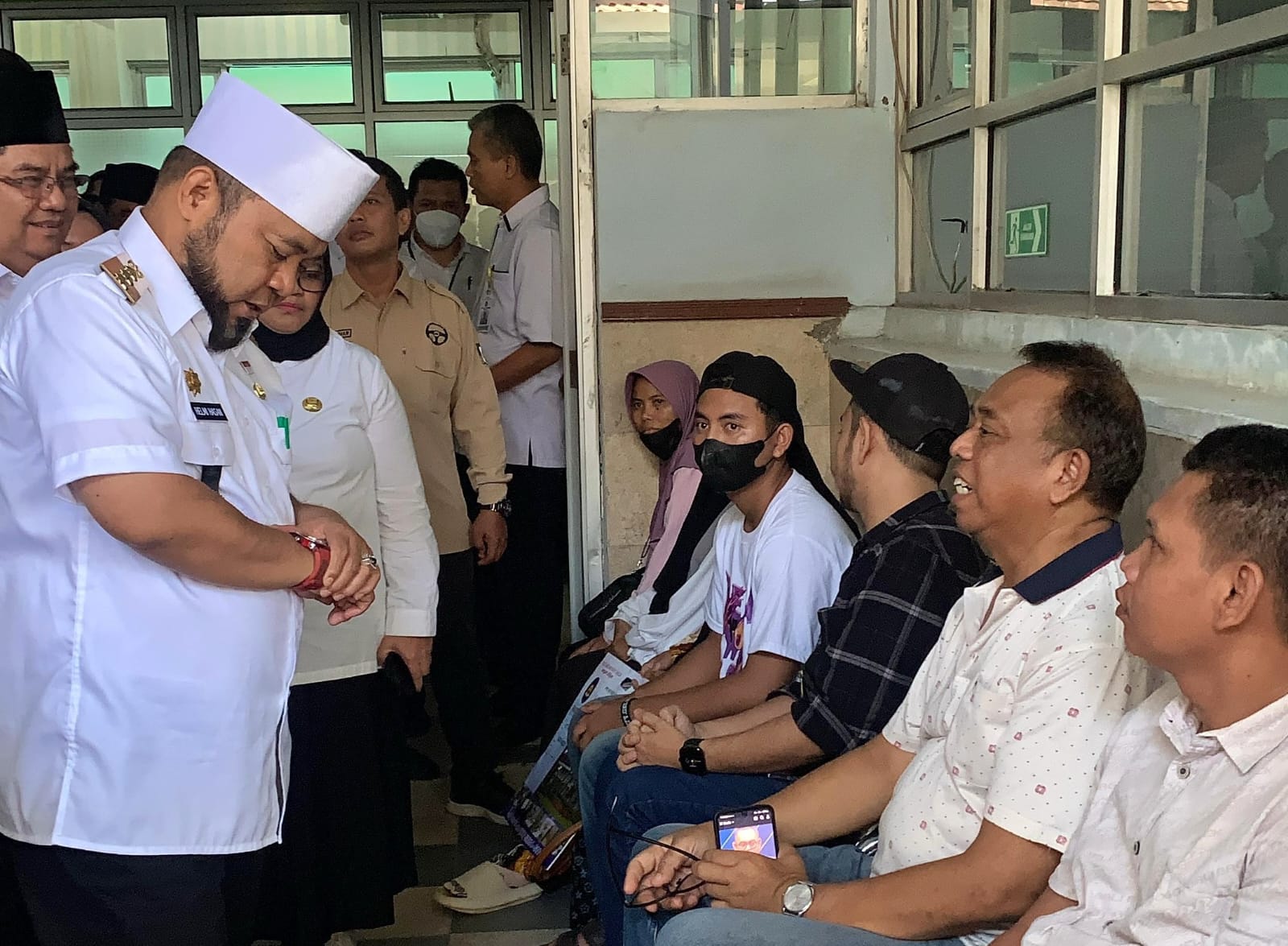 Gubernur Bengkulu, Helmi Hasan, melakukan inspeksi mendadak (sidak) ke Rumah Sakit Umum Daerah dr. M. Yunus