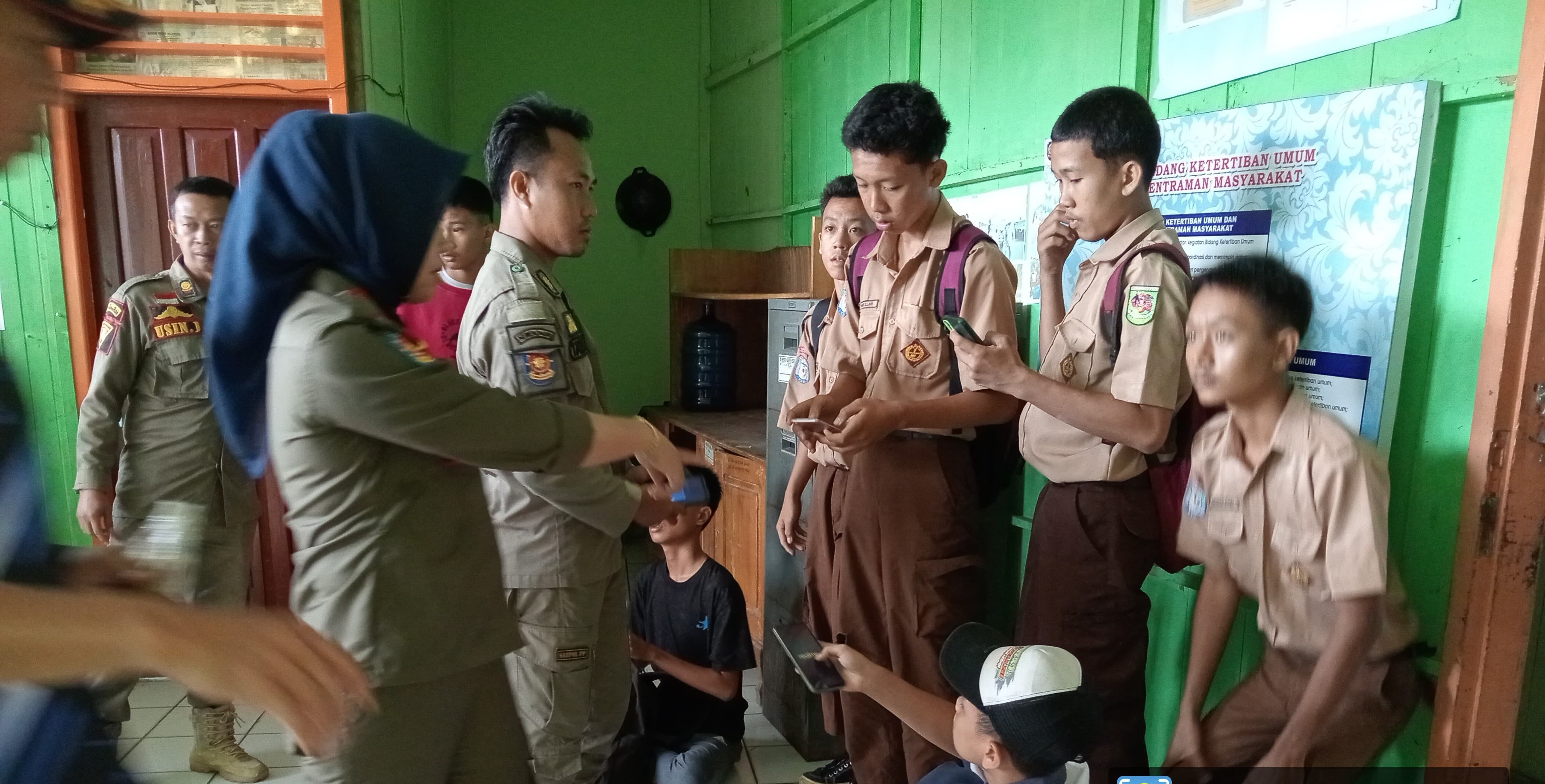 Satpol PP Bengkulu Selatan Amankan Sembilan Orang Pelajar, Seorang Kedapatan Membawa Sajam