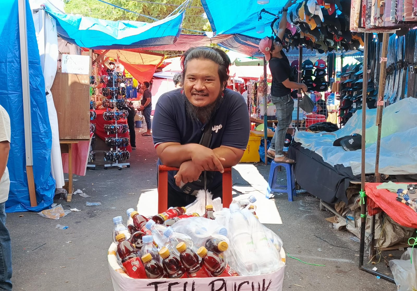 Pedagang Musiman Untung Berkali Lipat di Festival Tabut Bengkulu 2024