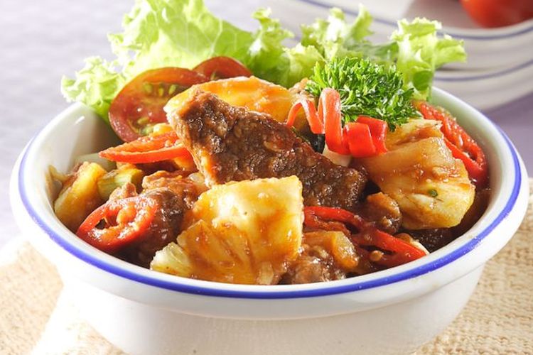 Resep Daging Sapi Nanas, Empuk, Segar dan Gurih