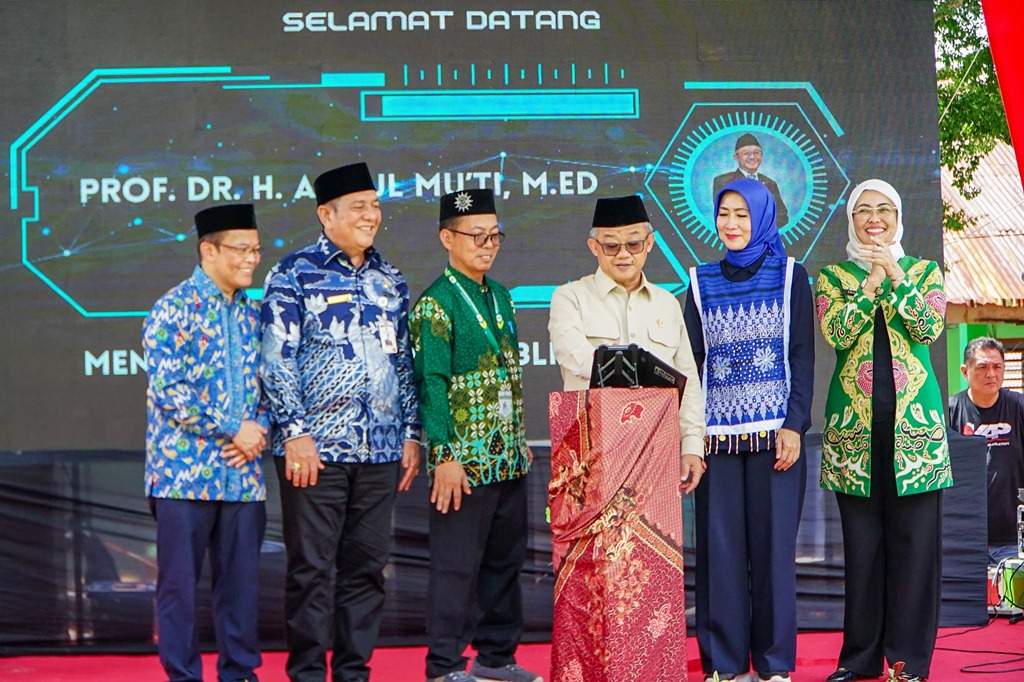 Mendikdasmen Luncurkan Green School di SMA Muhammadiyah 4 Kota Bengkulu