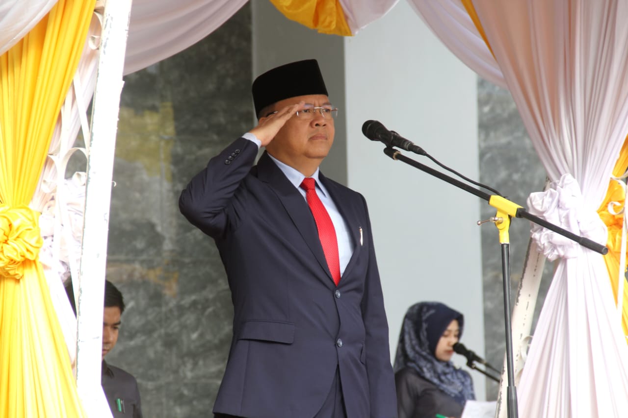 Gubernur Bengkulu  Minta Maaf 