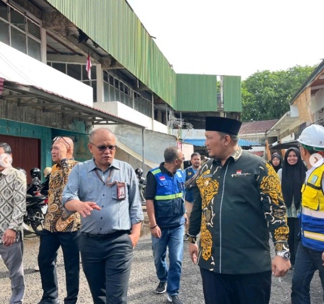 Tinjau Lokasi, Proyek  Renovasi Pasar Barukoto Bengkulu Dapat Apresiasi dari KPK