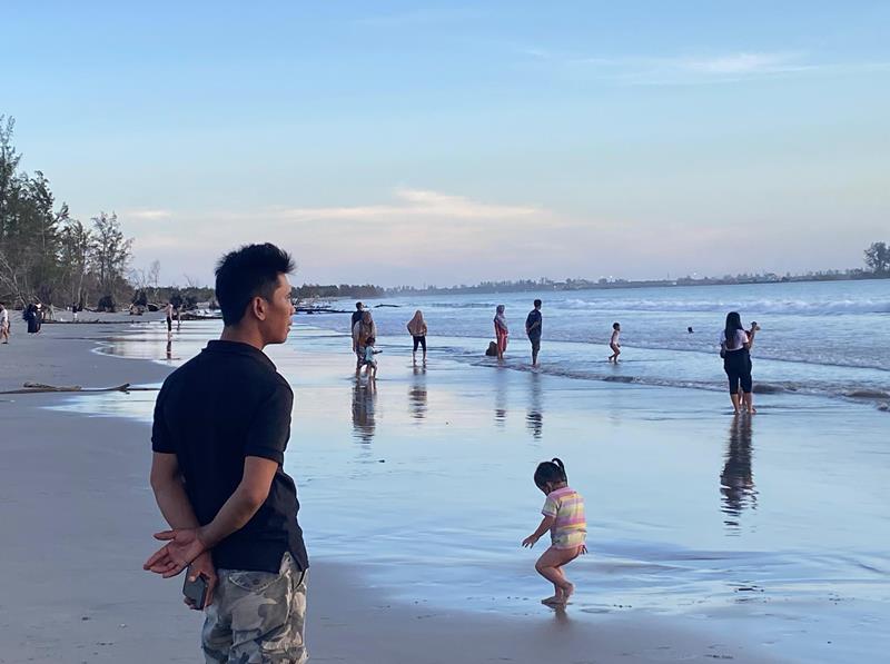 Pantai Lentera Merah Pulau Baai Bengkulu Kini Jadi Primadona Wisata Keluarga