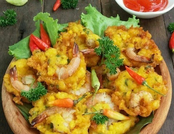 Ingin Tahu Cara Membuat Bakwan Jagung Udang yang Enak dan Renyah? Yuk, Ikuti Resep Ini