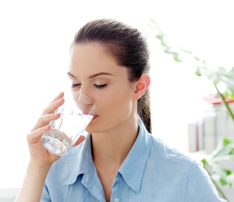 Ingat!  Ini Khasiat   Minum Air Hangat untuk Kesehatan 
