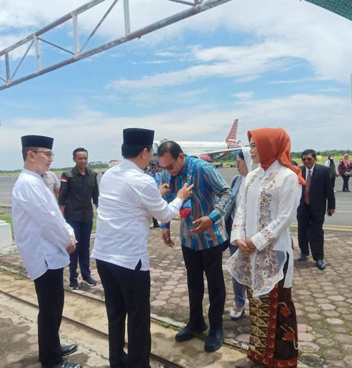 Setelah Kembali di Bengkulu, Bupati Teddy Rahman Langsung   Sertijab dan Tatap Muka dengan Masyarakat Seluma