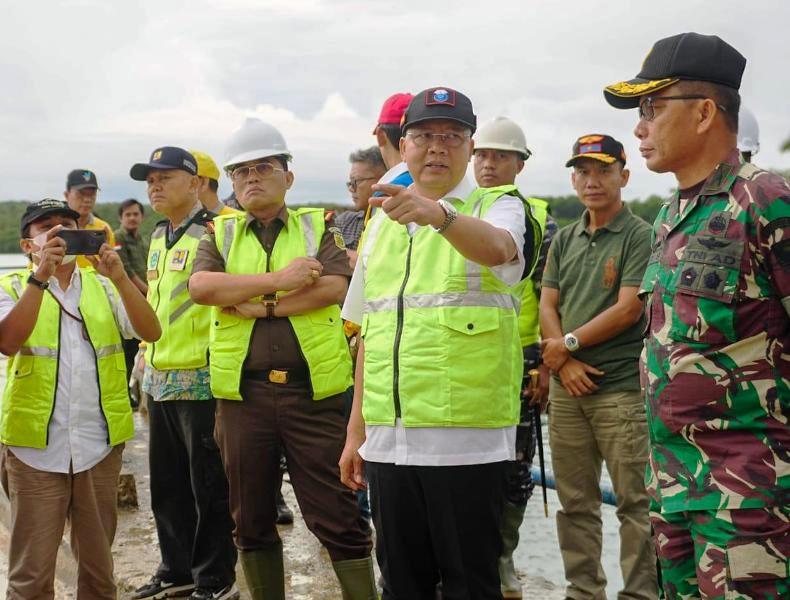 Proyek Jalan Trans Enggano Bengkulu Utara dan SPAM Regional Benteng Kobema Diresmikan Presiden Jokowi