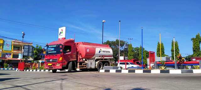 Warga Provinsi Bengkulu Bengkulu Alami Kelangkaan BBM