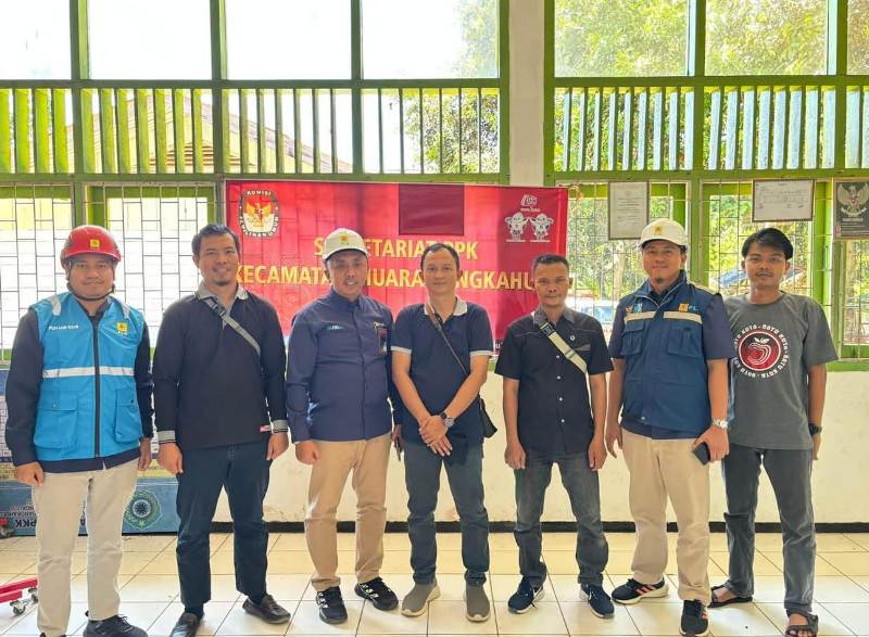 Pastikan Pesta Demokrasi Berjalan Lancar dan Aman , Manager UP3 Bengkulu Sambangi  KPU dan Sekretariat PPK 