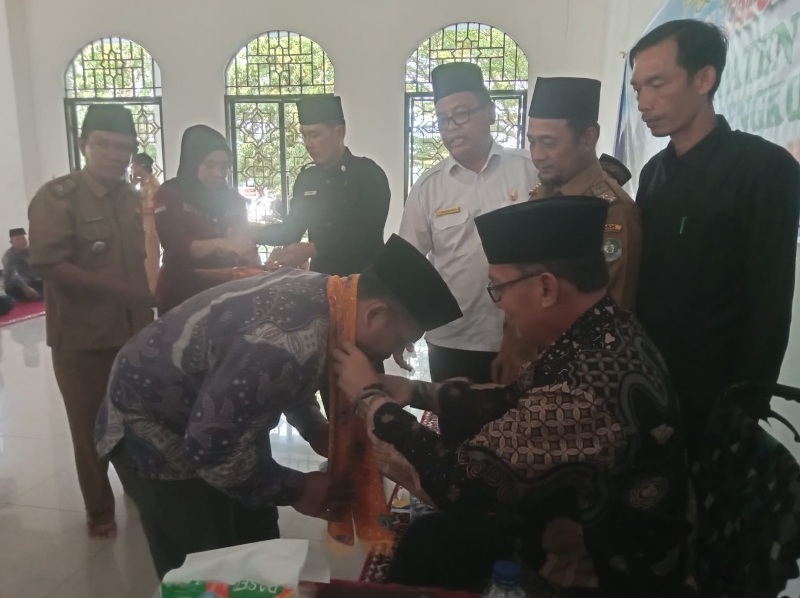  Bupati Lismidianto Lepas dan Doakan 98 Orang Jemaah Calon Haji  Kaur Agar Selamat Dalam Perjalanan