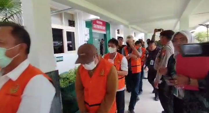 Kejati Bengkulu Tahan 8 Tersangka Korupsi Pembangunan UPT Peternakan