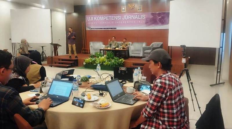  Dorong Jurnalisme Profesional di Tengah Ancaman Digital, AJI Bengkulu Gelar UKW dan Workshop