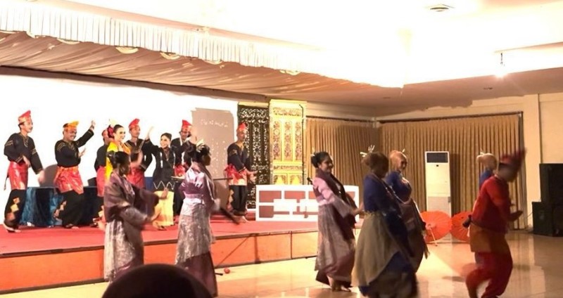 Pementasan 'Musang Berjanggut' Mahasiswa Sendratasik UNP Meriahkan Kota Bengkulu