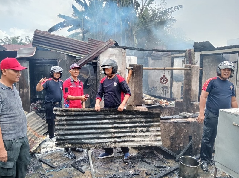  Rumah Warga Kelurahan Ibul Hangus Dilahap Sijago Merah