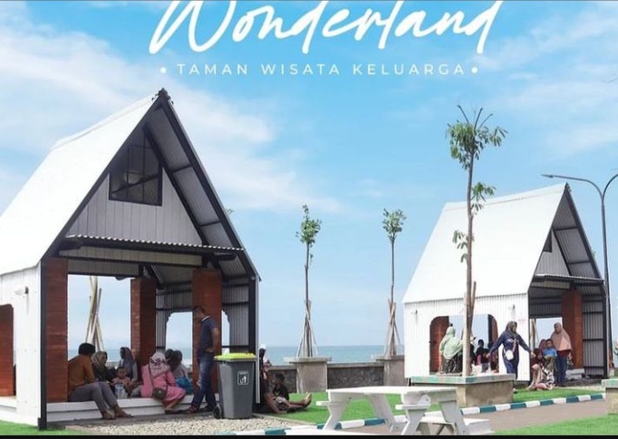 Wisata Penuh Kenangan di Anyer Wonderland; Snorkeling, Banana Boot, Ini Harga Tiketnya!