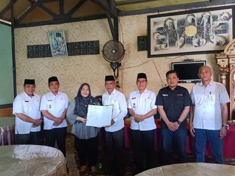 Bapenda Seluma Pasang Alat Perekam Pajak di Rumah Makan dan Restoran 