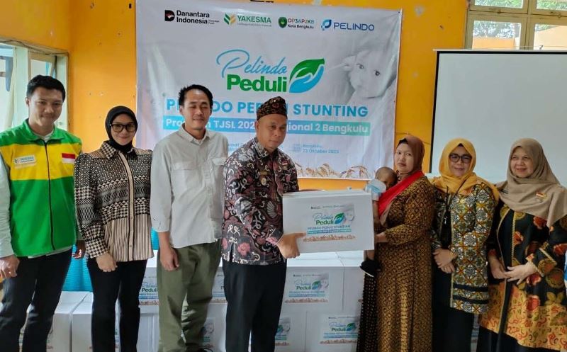 Pelindo dan Yakesma Salurkan Bantuan Paket Gizi