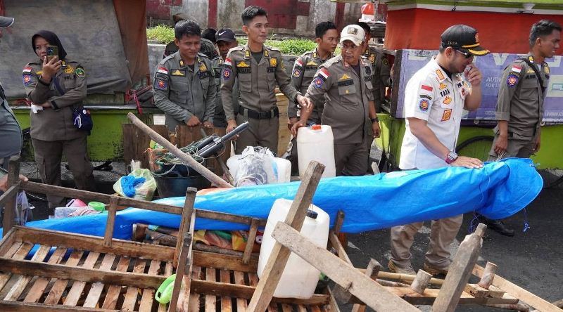  Lapak Tuak dan Obat Terlarang di Kawasan Barata Dibongkar Pemkot Bengkulu