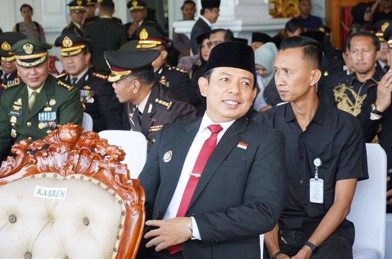 Walikota Bengkulu Ikut Upacara HUT  ke-80 TNI