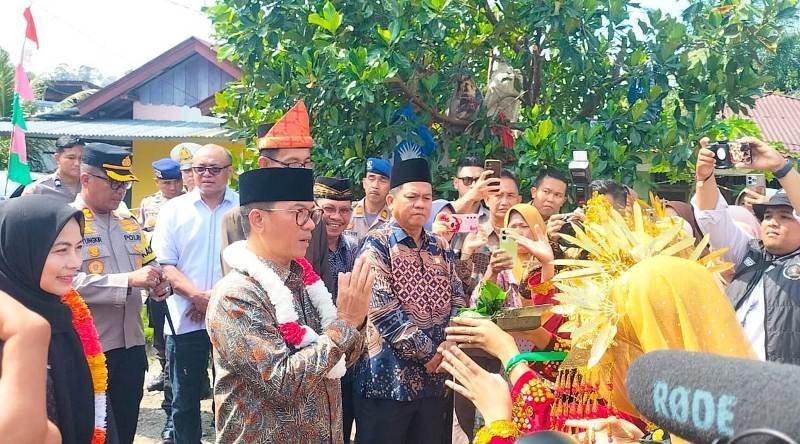 Mendes PDTT Lakukan Hal Ini di Tanah Kelahirannya Bengkulu Selatan  Demi Kesejahteraan Masyarakat