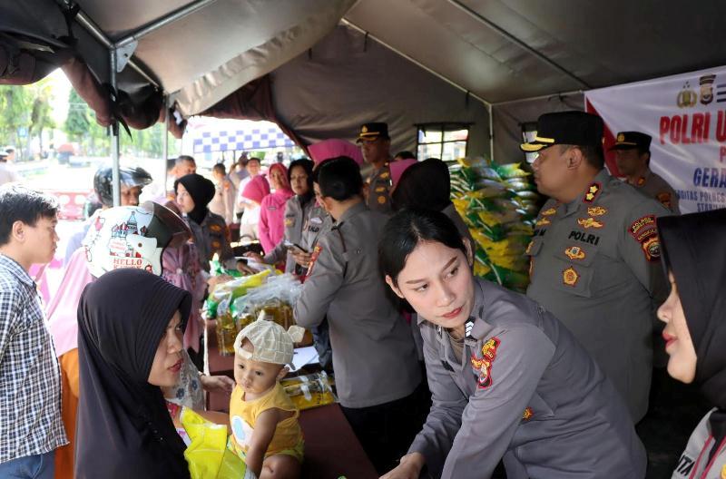 Warga Antusias, Polres Bengkulu Utara Gelar Gerakan Pangan Murah