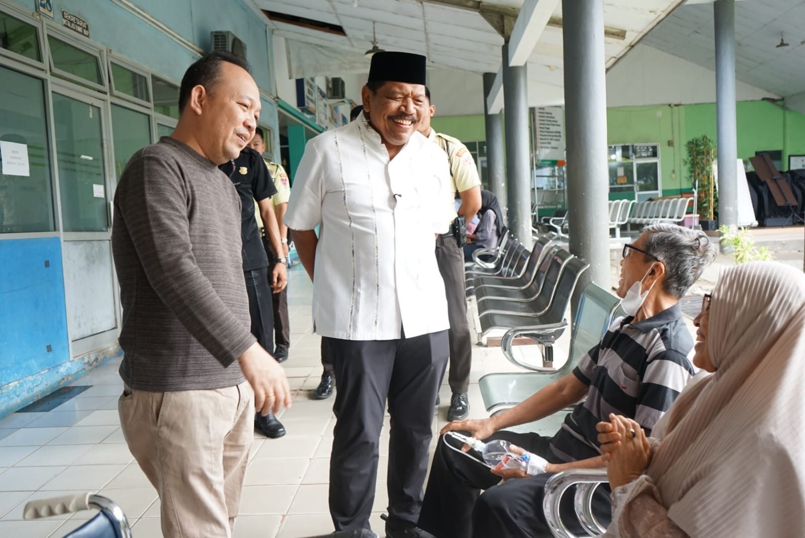 Tinjau Pelayanan RSUD M. Yunus, Wagub Mian Briefing Pegawai agar Tak Malas-malasan Selama Idulfitri