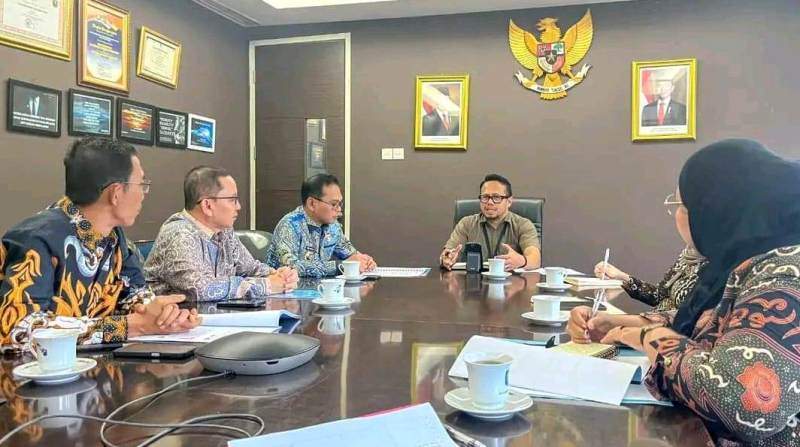 Kunjungan Kerja, Bupati Seluma Ajukan Bantuan Mobil Pemadam Kebakaran