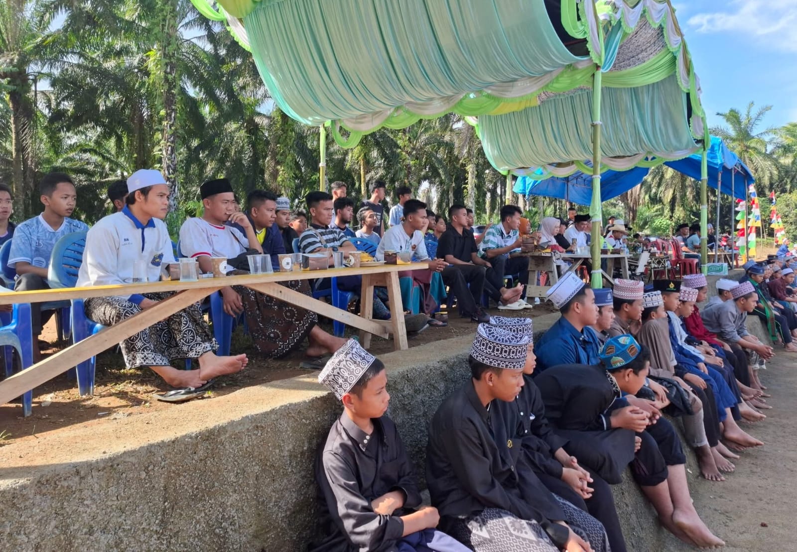 Lapor Pak Presiden, Santri di Mukomuko Belum Merasakan Program MBG