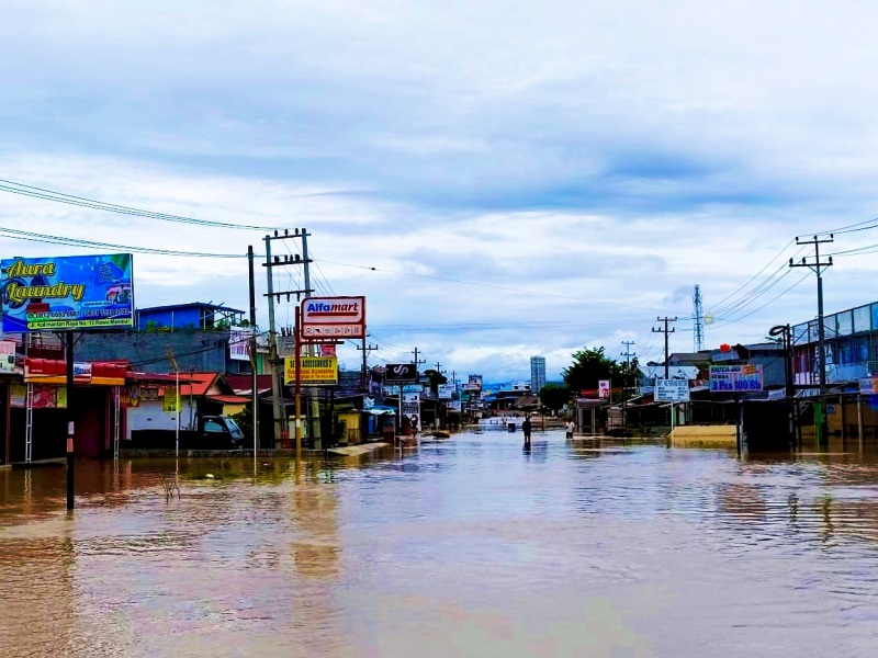 Gubernur Rohidin Minta Tim Khusus Cari Penyebab Banjir di Hulu DAS Bengkulu
