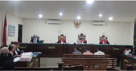 Sidang Korupsi THL PDAM Bengkulu, Pengacara Bantah Soal Aliran Dana ke Helmi Hasan