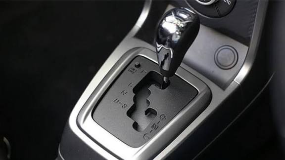 Jurus Jitu Cek Transmisi Matic Biar Gak Nyentak