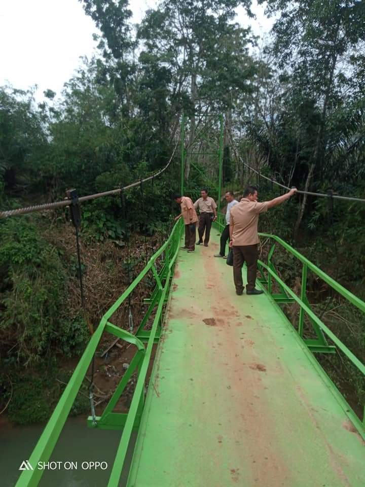 BPBD Seluma Tinjau Jembatan  Gantung Rena Panjang 