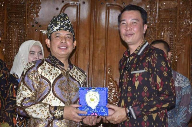 Walikota dan Bupati Rejang Lebong Teken MoU Pengembangan Pariwisata