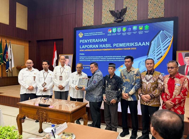 Bupati Mukomuko Kembali Raih Opini Wajar Tanpa Pengecualian