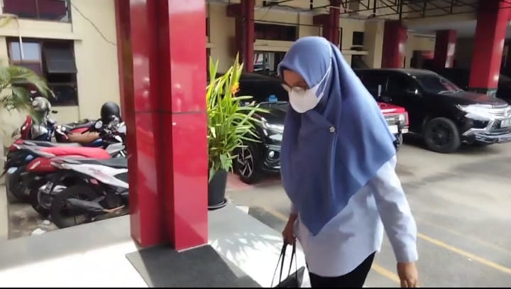 Dugaan Skandal  Suap Rekrutmen PHL PDAM Tirta Hidayah, Istri Direktur Turut Diperiksa