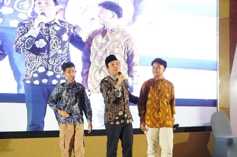 Walikota  Buka Acara Parenting SMP dan SMA IT Iqra di Hotel Mercure Bengkulu