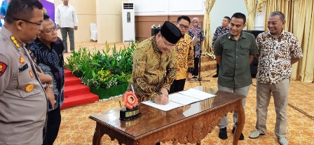 18 Bos Tambang Tandatangani Komitmen Bayar Pajak,  Ini Respon Gubernur Bengkulu