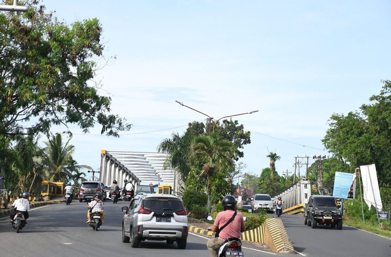 Jembatan Kembar Rawa Makmur  Kota Bengkulu Disulap jadi Indah, Terang dan Modern