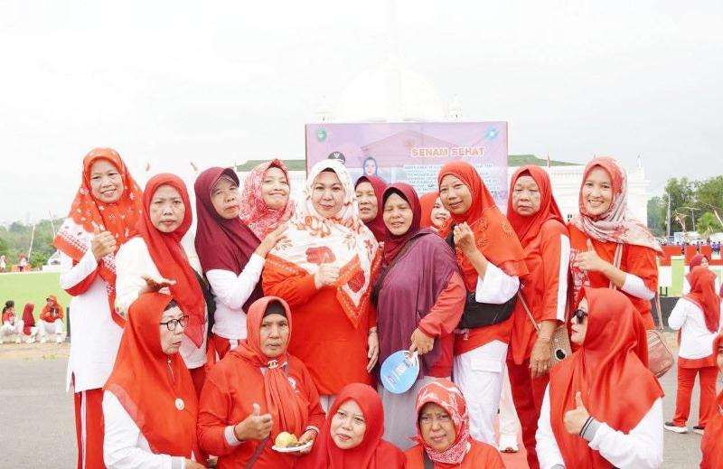 Tim Penggerak PKK Kota Bengkulu Gelar Kegiatan Senam Sehat di Balai Merah Putih