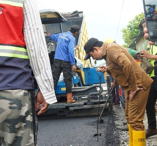 Program  1.000 Jalan Mulus Tetap Berlanjut,  Walaupun Dana Terbatas 