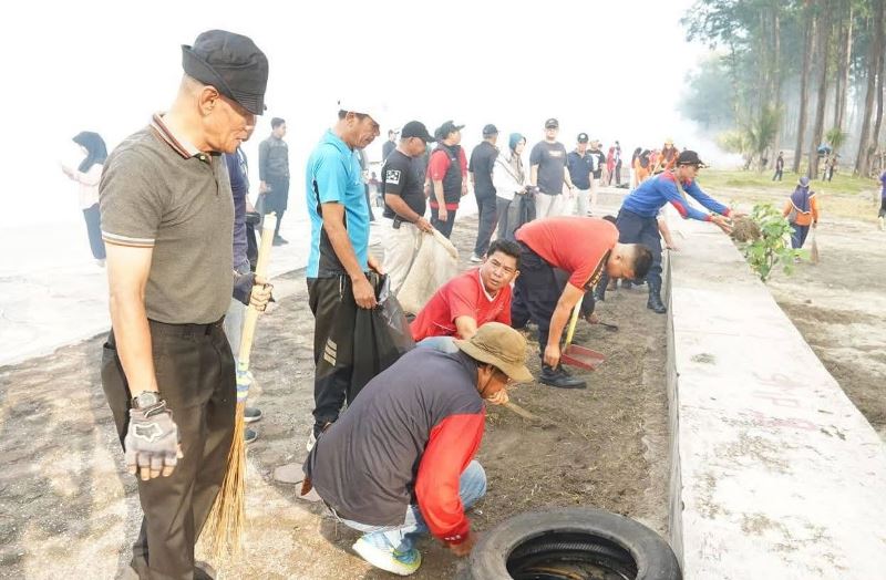 Demi Kenyamanan Warga,  Pemkot Bengkulu Kerja '25 Jam' Tanpa Libur 