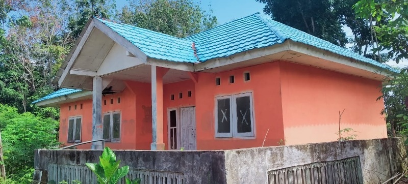 Gedung Karang Taruna Desa Tanjung Aur  Direhab 